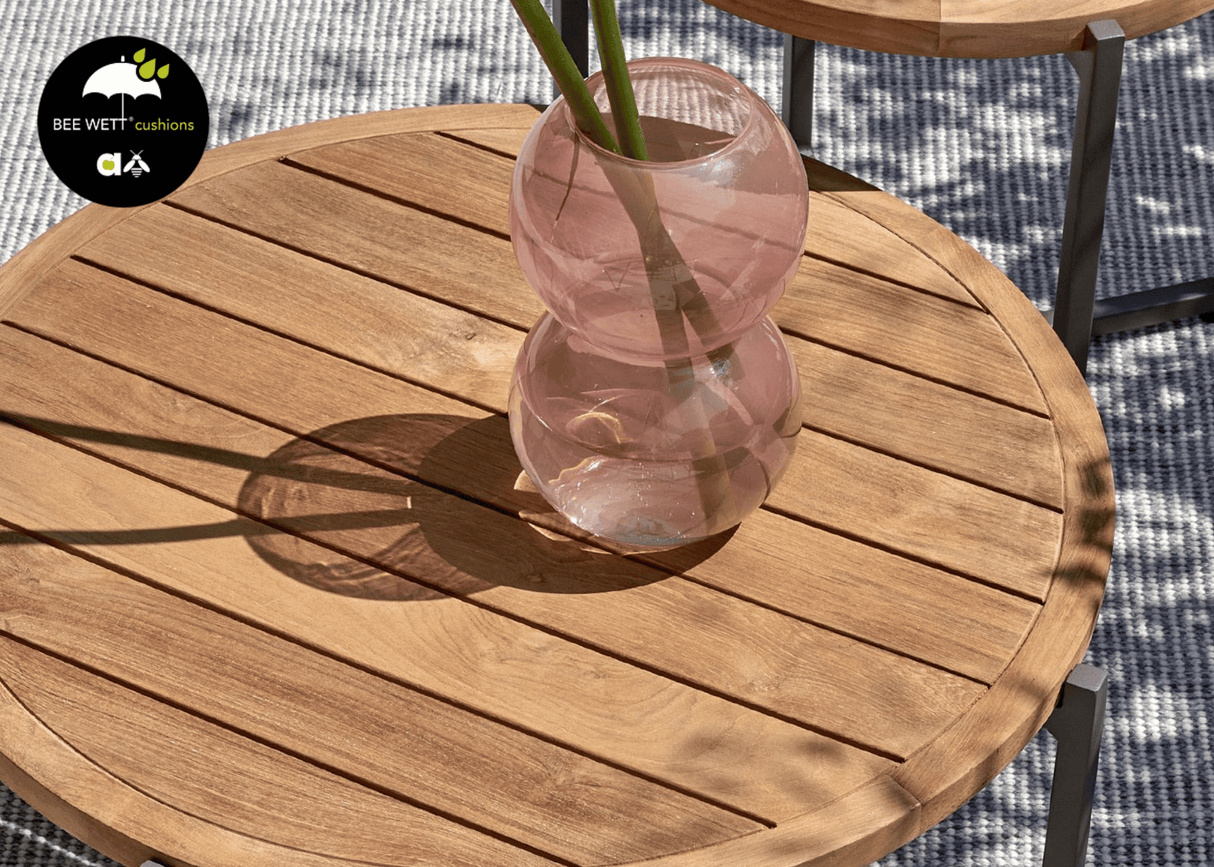 Sfeerfoto van de apple bee bijou bijzettafels