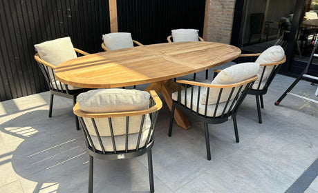Houten tuintafel