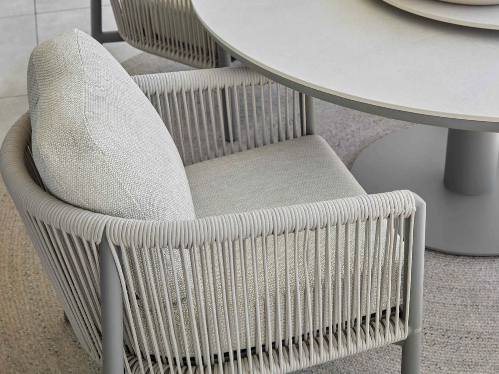 Apple_Bee_Bora_Bora_Taupe_LowDining-stoel