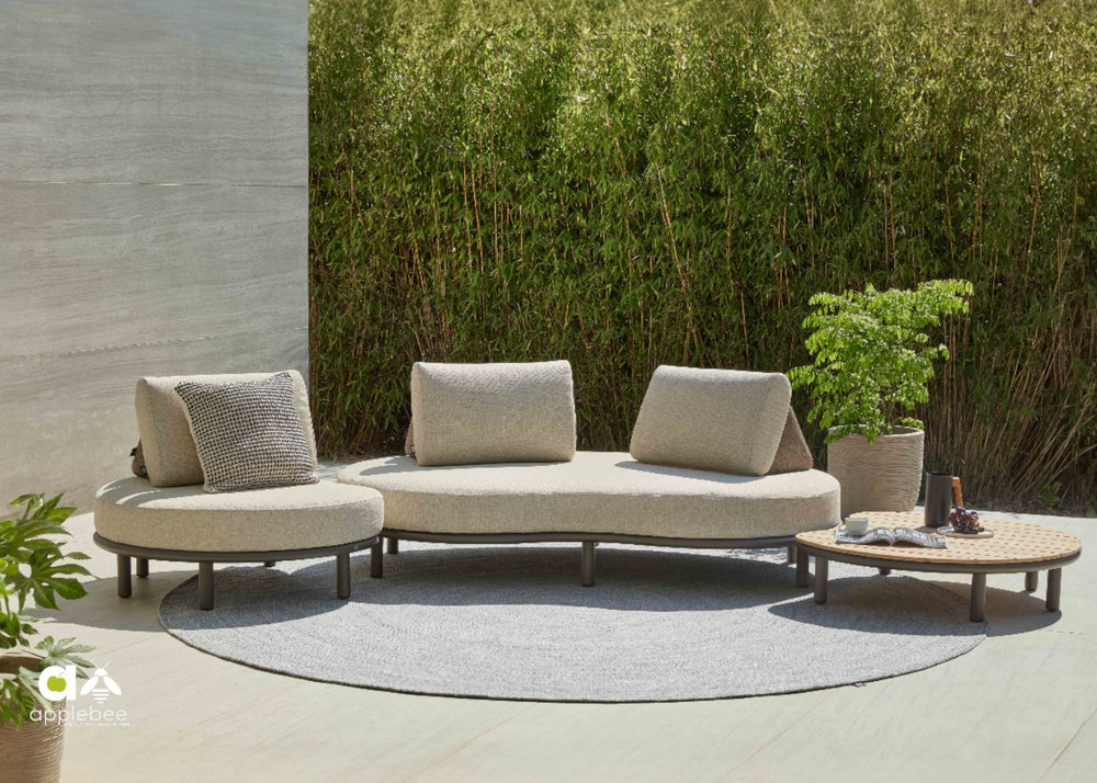 Apple_Bee_MoonIsland_Bronze_Opstelling sfeer