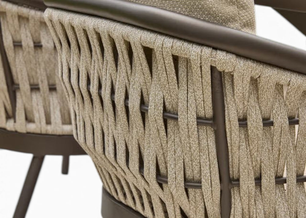 Close-up van de BEE WETT® kussens en Sand rope afwerking van de Apple Bee Murni Bronze