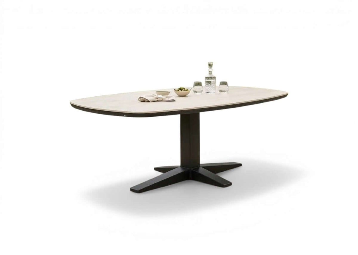 Apple Bee zanzibar 220 cm tafel black