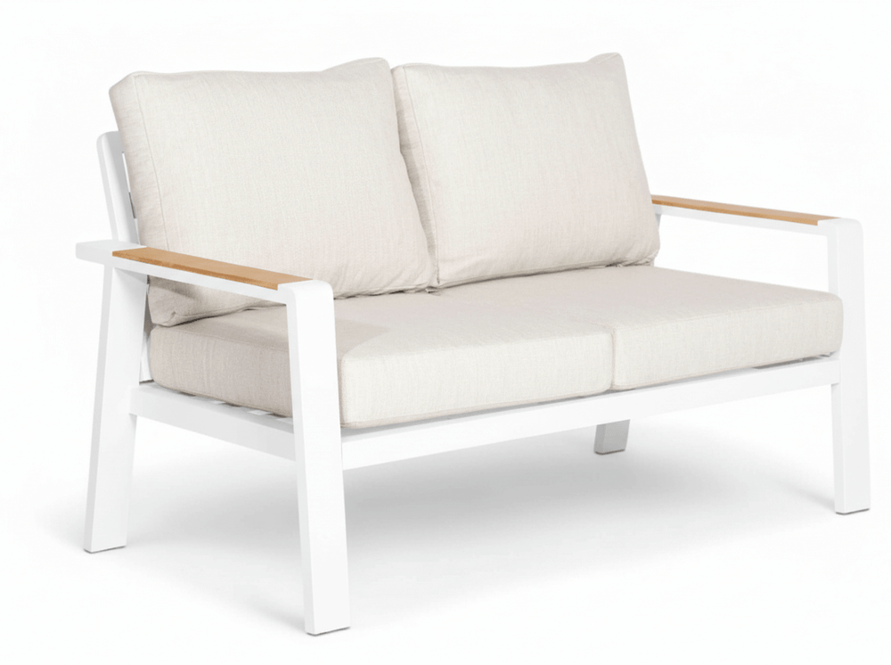 Belito Birmingham tuinbank 146 cm, wit aluminium, met lichte kussens en houten armleuningen