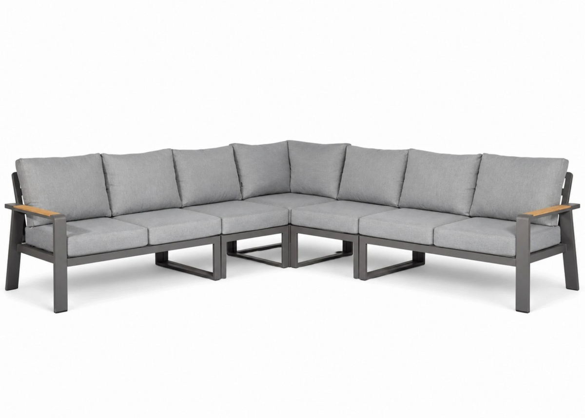 Lotte_set_antraciet_met_beide_tussenstukken_belito