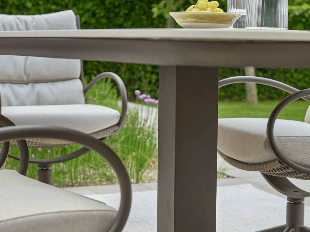 Apple Bee Camp Bay dining stoel in Bronze, detail