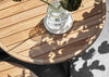 Detailfoto van de bijbehorende tafel van de Apple Bee Condor stoel-bank loungeset op een terras