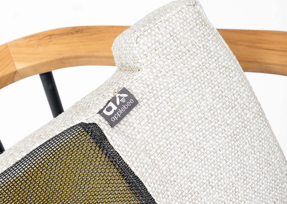 Detailfoto van de Apple Bee Condor dining tuinstoel, waarop het stijlvolle en stevige frame van de stoel te zien is